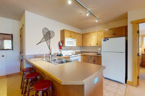 Copper Springs 215