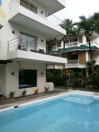 Hotel Beachcomber Resort - Boracay