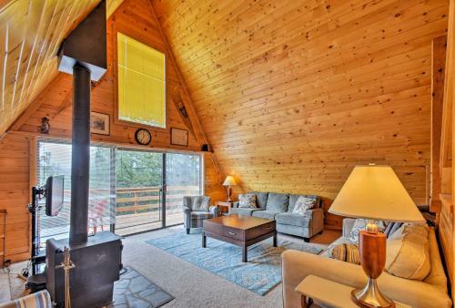 A-frame Cabin With Mtn Views - 4 Mi To Cripple Creek!