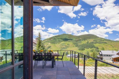 Custom Mt Crested Butte Home Walk To Lifts!