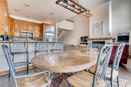 3br Townhome - Walk To Slopes