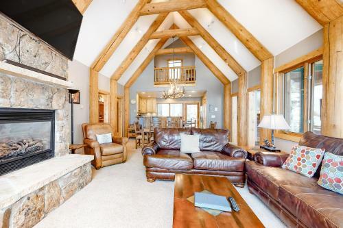 Treehouse Townhome II At Summerwood