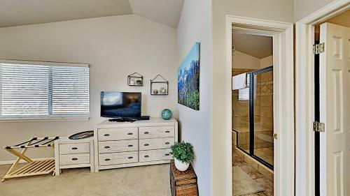 33 Corinthian Circle Home