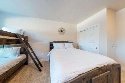 Sail Lofts 108