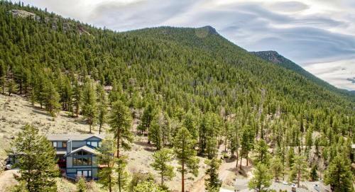Reverie Luxury Home At Windcliff Condo