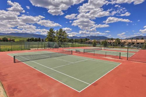 Spacious Townhome 2mi To Town Of Winter Park!