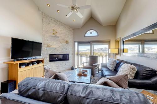 Lakeview Retreat