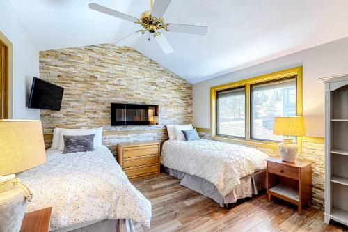 Lakeview Retreat
