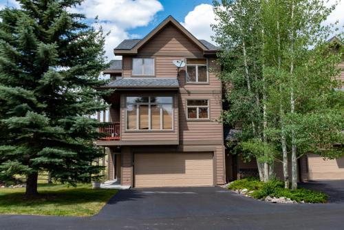 Prospect Point Townhome Great Trail Lake Access
