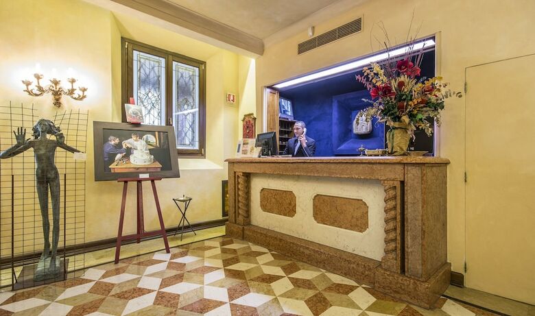 Art Hotel Commercianti