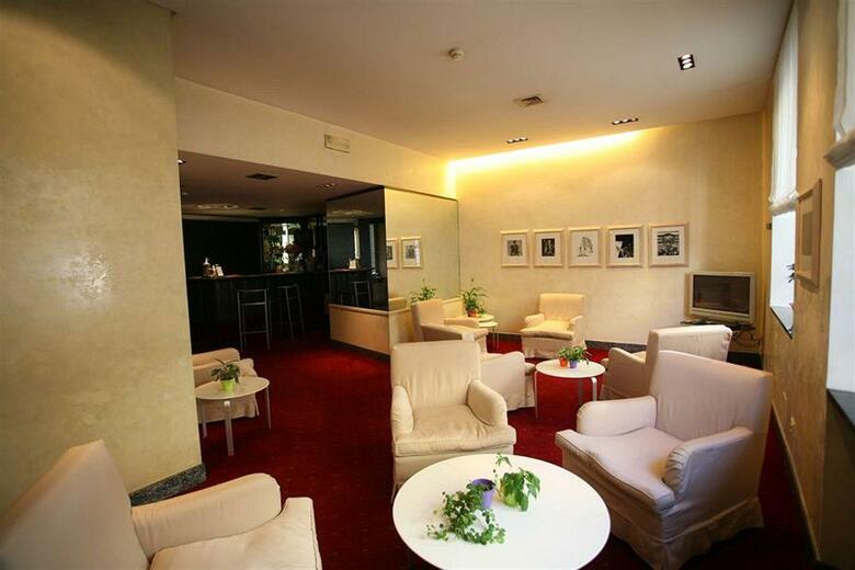 Club Hotel Milan(.)