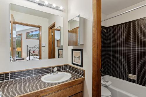 Keystone Gulch Cabin 1688 Cabin