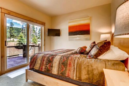 Three-bedroom Townhouse