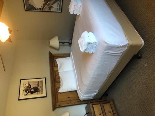 Gateway Lodge 5046