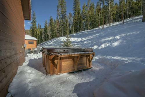 Alders 54 Outpost Dr
