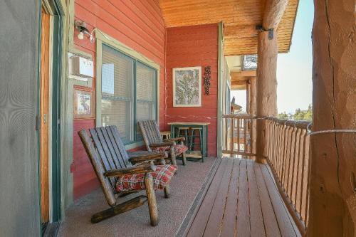 Hidden River Lodge 5980