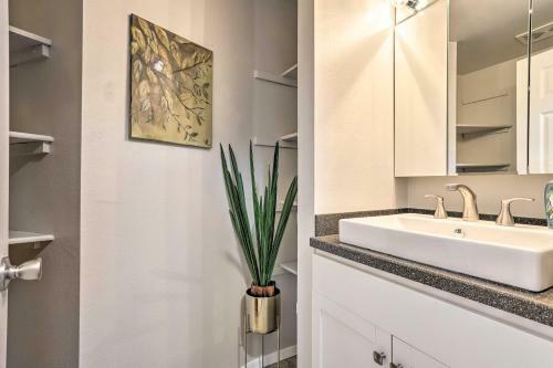 Duplex With Private Yard, 3 Mi To Dtwn Loveland