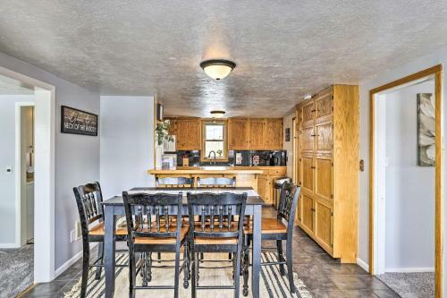 Cozy Kremmling Retreat With Mountain Views!