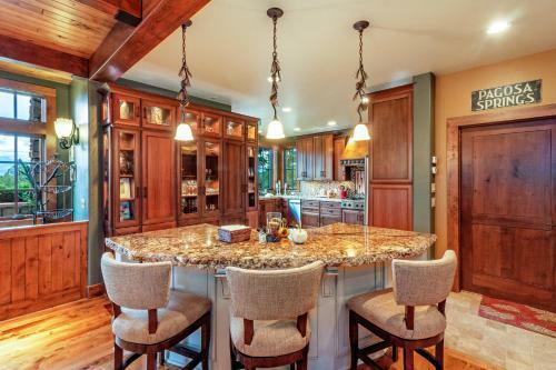 Glen Elk Lodge