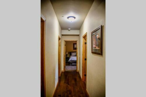 Luxury Riverfront Townhome (2 Bed)