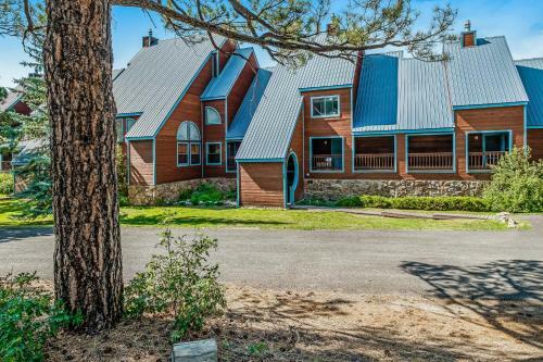 Cowboy Cabin