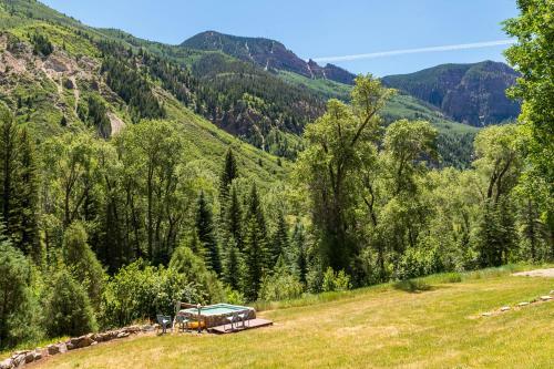Mt. Sopris Cabin At Filoha Meadows