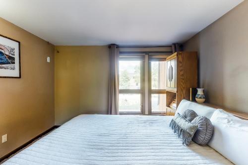 Sauterne Townhome - Upstairs