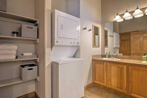 Apartamento Chic Silverthorne Condo With Balcony On Blue River!