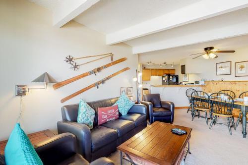 2 Bed 1 Bath Apartment In Wildernest, Co