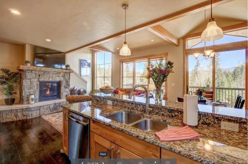 Exceptional Vacation Home In Silverthorne Townhouse
