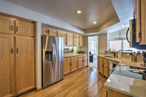 Silverthorne Home With Hot Tub, Deck And Mtn View