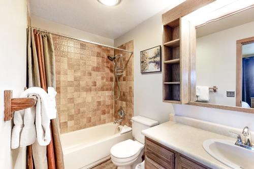 2 Bed 2 Bath Apartment In Summit County