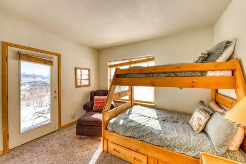 Prospector Village 105d
