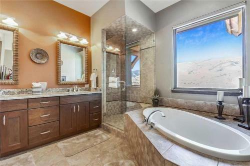 Summit Vista Home