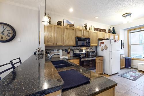 Saddle Ridge