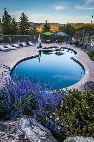 Timberline Condominiums 2 Bedroom Unit C2d