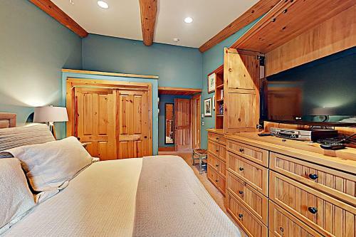 Timberline 2 Bedroom 3 Bath Loft Unit C3h