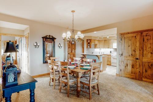 Torian Plum Creekside II