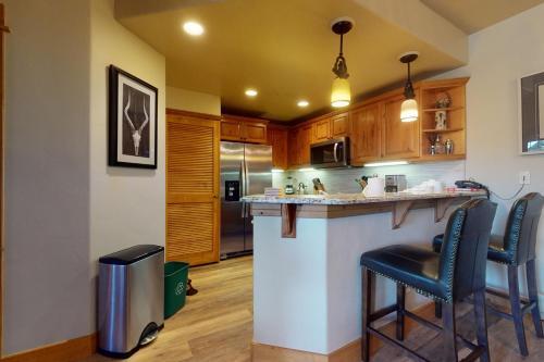 Eagle Ridge Lodge II