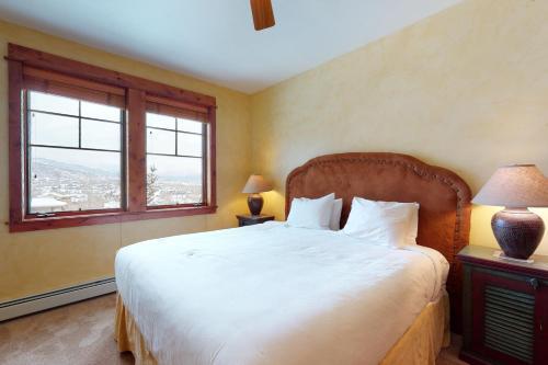 Eagle Ridge Lodge III