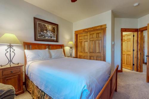 Eagleridge Townhomes 1444