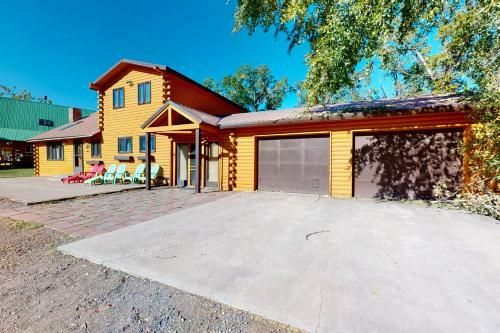 Cutthroat Lodge