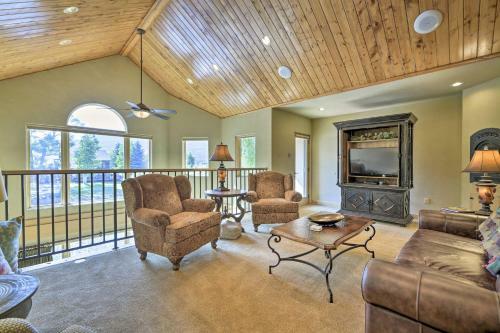Elegant South Fork Abode Ski, Fish, And Hike!