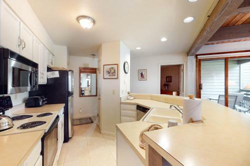 Lodge A At Steamboat II