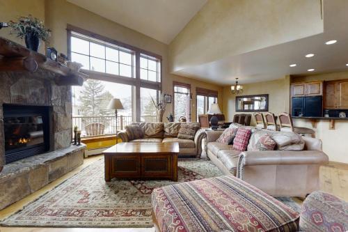 Eagleridge Townhomes 1435