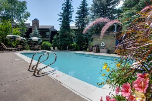 The Lodge F At Steamboat
