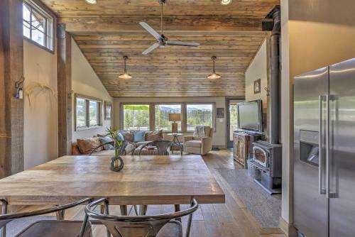 Updated Cabin With Hot Tub - 11 Mi To Winter Park!