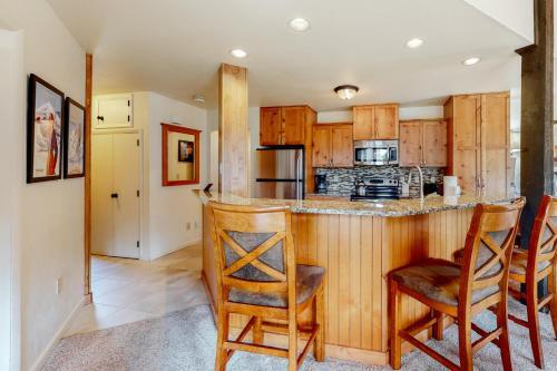 Lodge B At Steamboat II