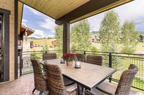 Cooper Ski Haus