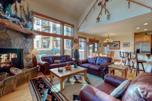 Eagleridge Townhomes 1534